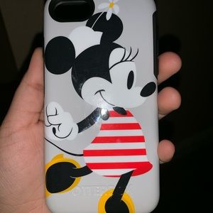 iPhone 8 Otterbox Disney Case